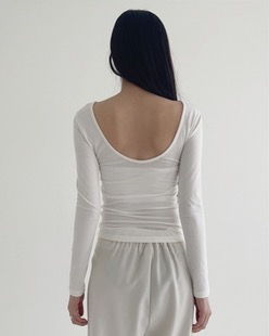 deep round backless tee (2color)