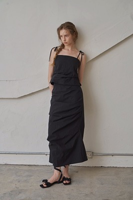 [ADELIO, LEADE TO LOVE] dry cotton maxi skirt, black